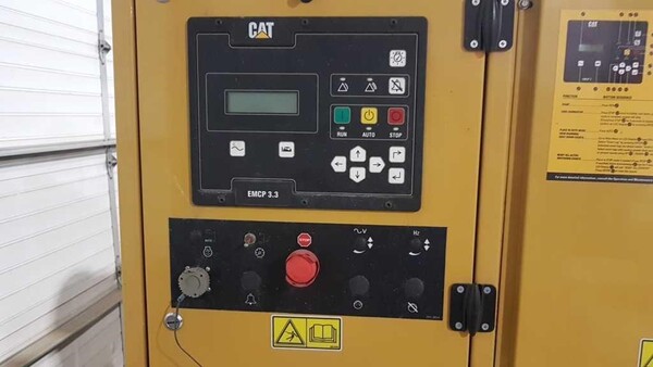 Used CAT 455KW Diesel Generator 