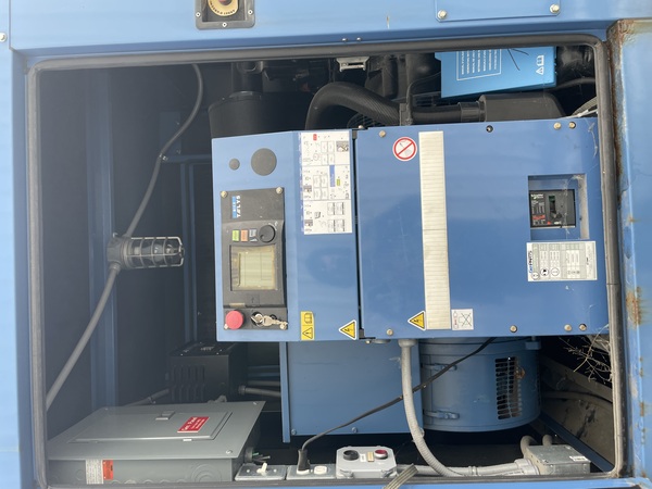 Used 200KW Enclosed Diesel Generator 